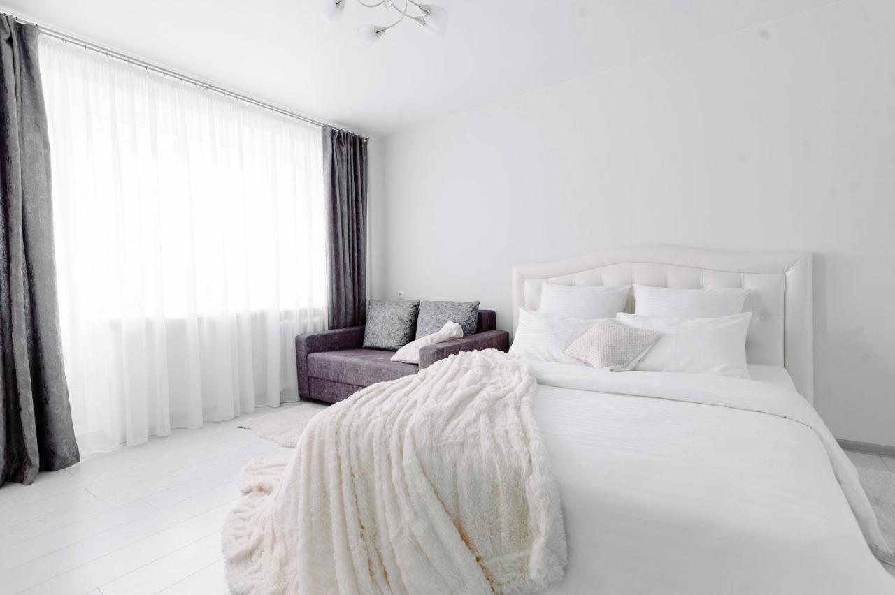 Paulmarie Apartments On Gor'Kogo 41 Babrujsk Exteriör bild